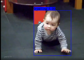 Figure 1a & 1b. Baby’s movement detection: walking & crawling